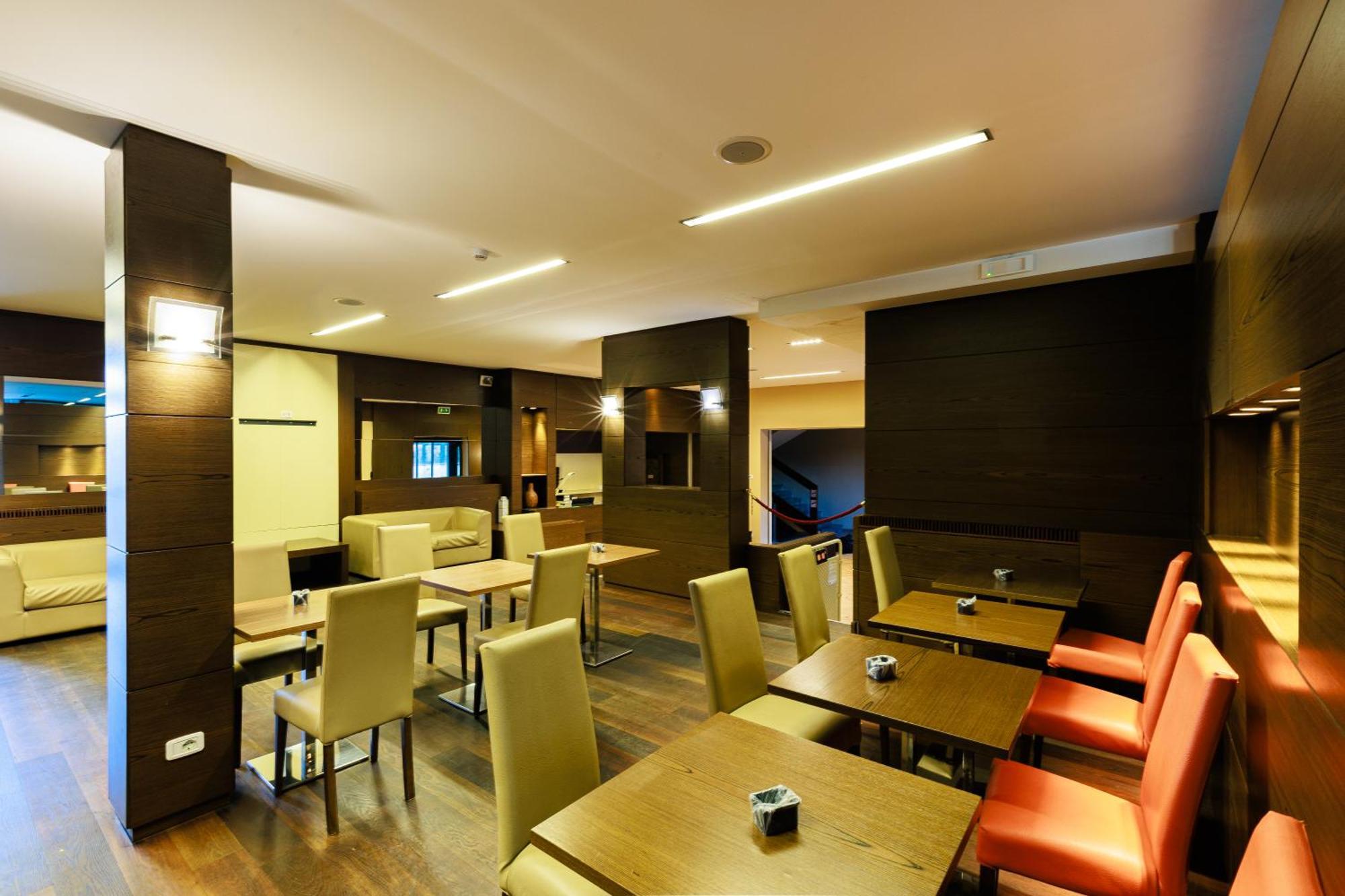 Hotel Villa Delle Rose - Malpensa Oleggio Esterno foto
