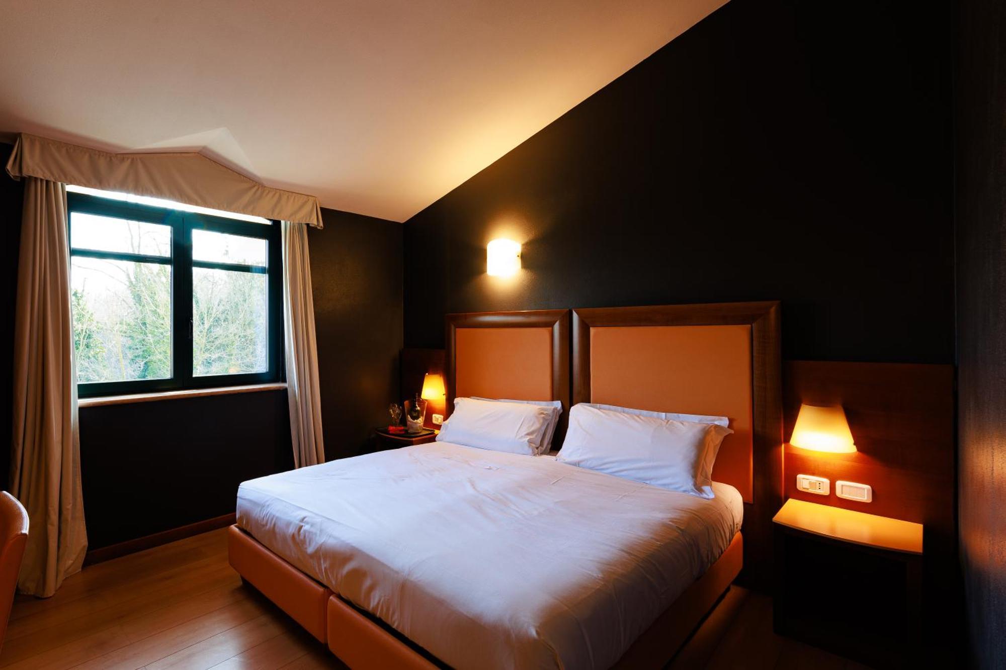 Hotel Villa Delle Rose - Malpensa Oleggio Esterno foto