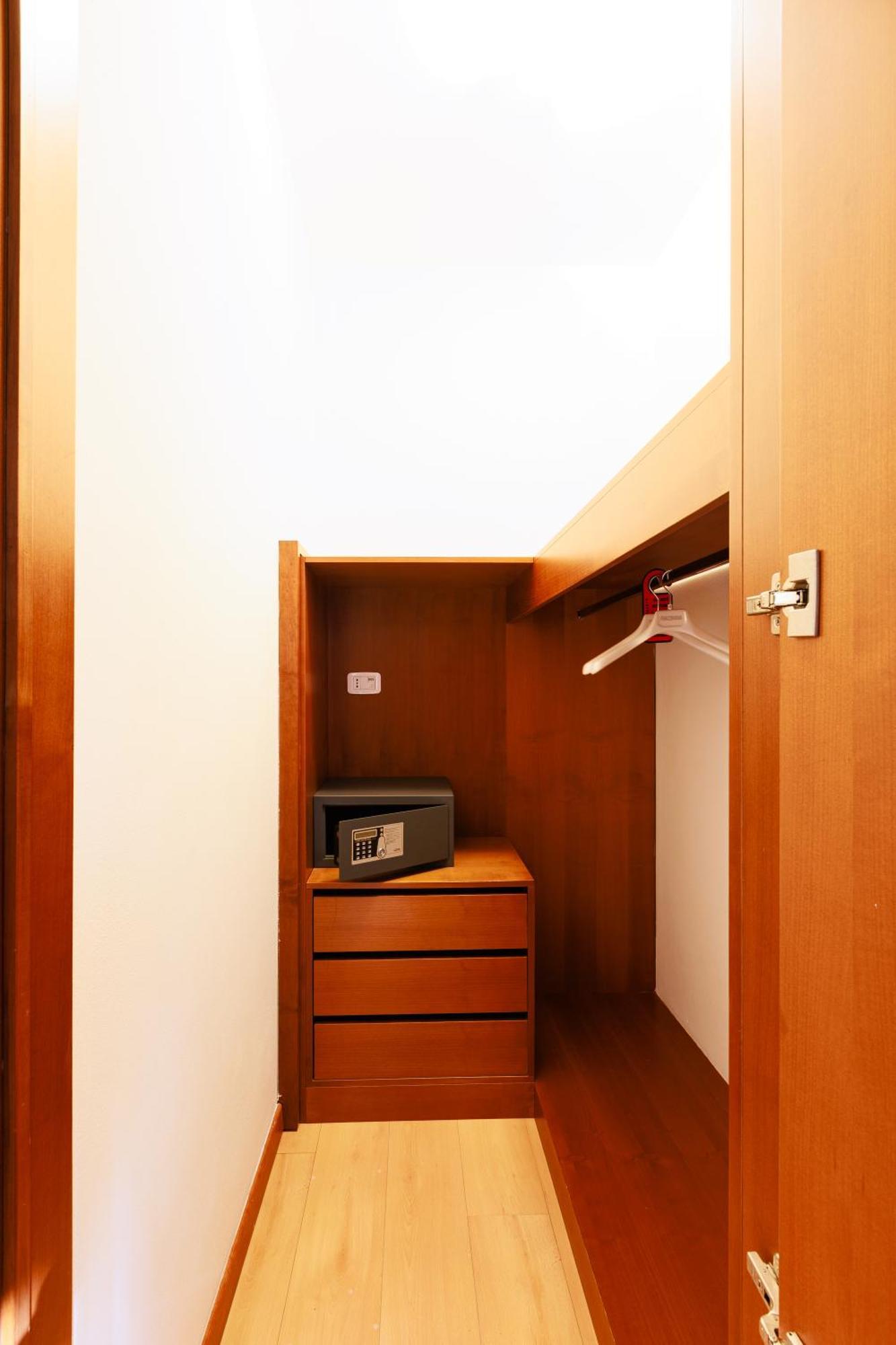 Hotel Villa Delle Rose - Malpensa Oleggio Esterno foto